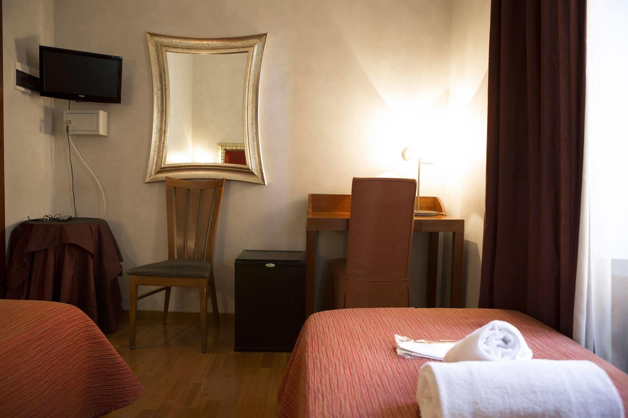 Hotel Piave โรม ภายนอก รูปภาพ